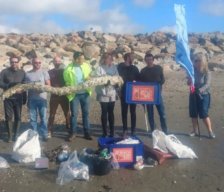 sailflags beach clean