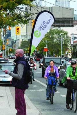 Rucksack-Teardrop-Flag-1